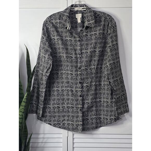 Chico's Non-Iron Button Front Blouse Long Sleeves White Black Geo Print Size 0 - Picture 1 of 5